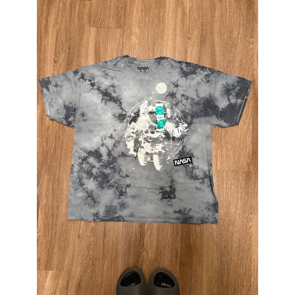 NASA Mens XL Astronaut Graphic Tie Dye T-Shirt Grey Charcoal Space Tee NWT